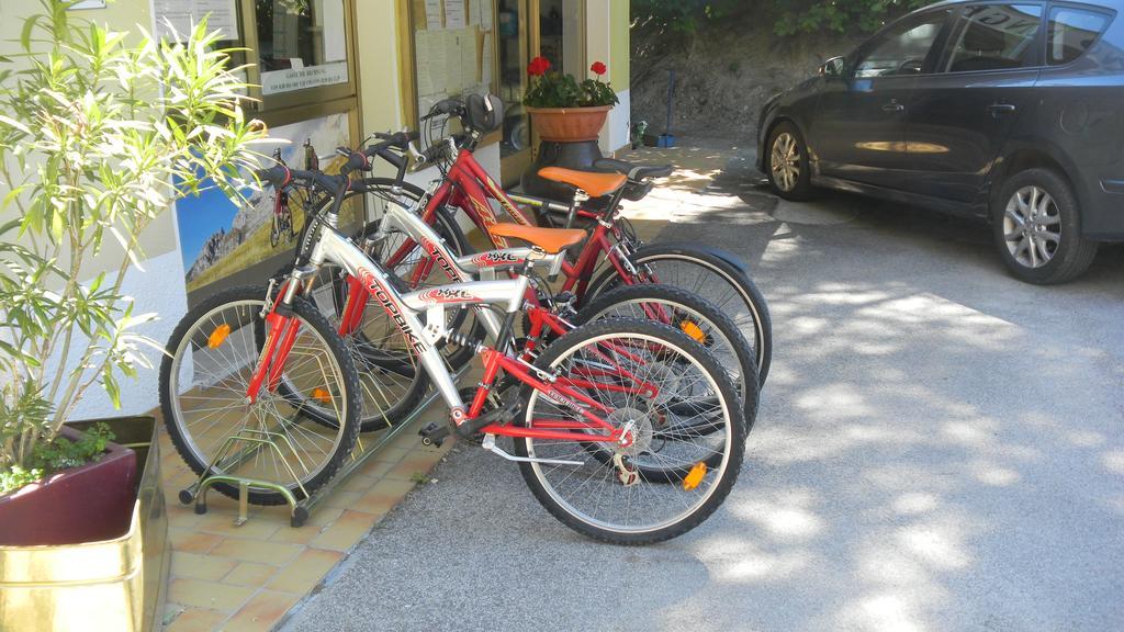Camping Daino Hotel Pietramurata Exterior photo